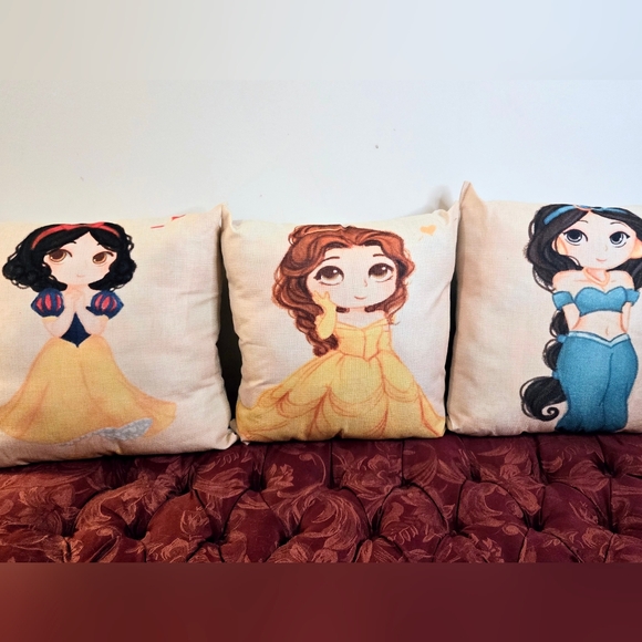 Princess Belle Disney Inspired 18" Throw Pillow Beautiful Clean ☀️ LOOK - Picture 4 of 4